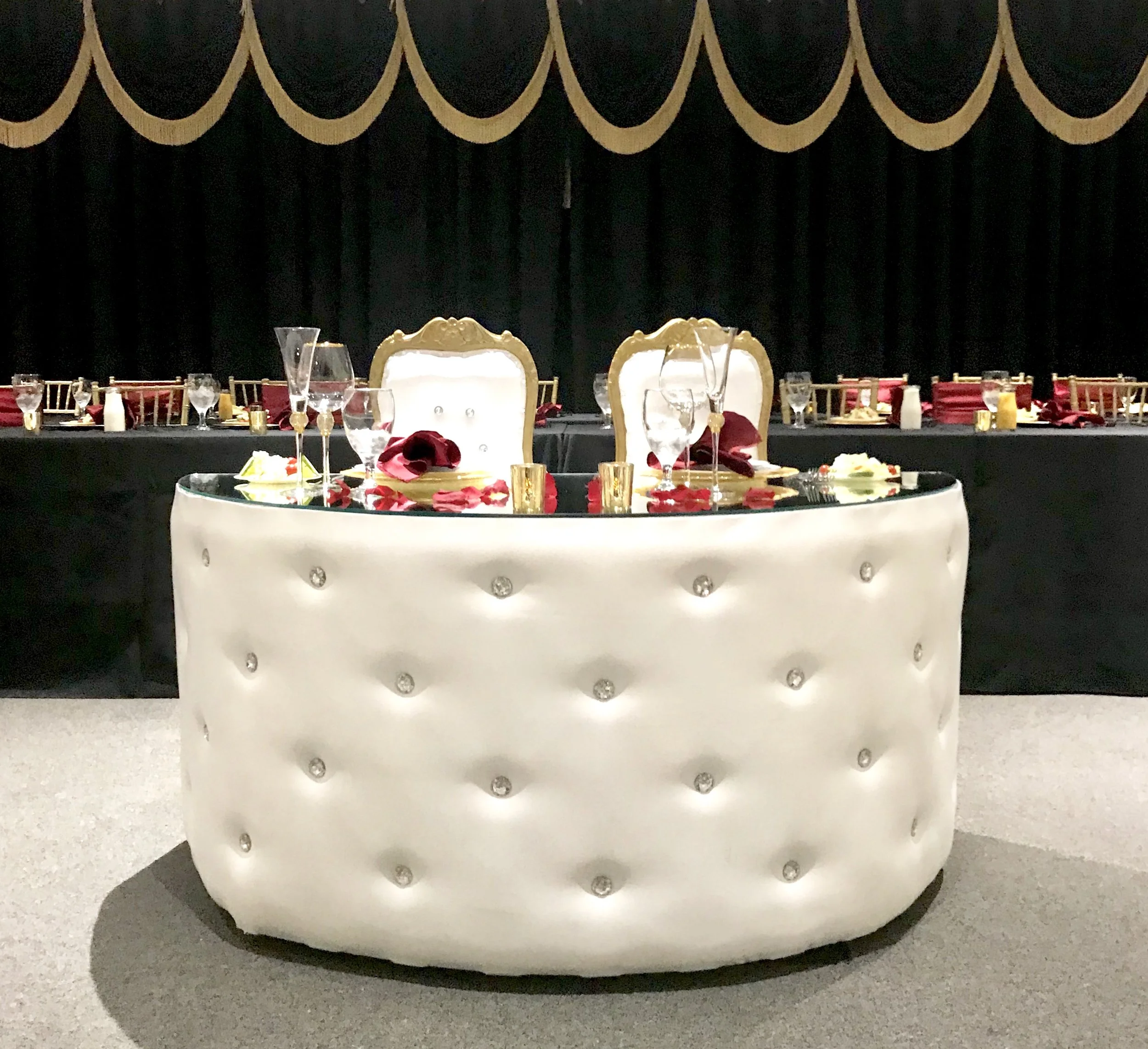 Scarlet Chairs w White Leather Table