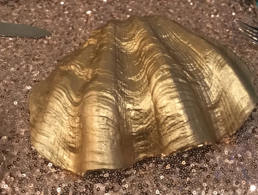 Gold Shell Decor