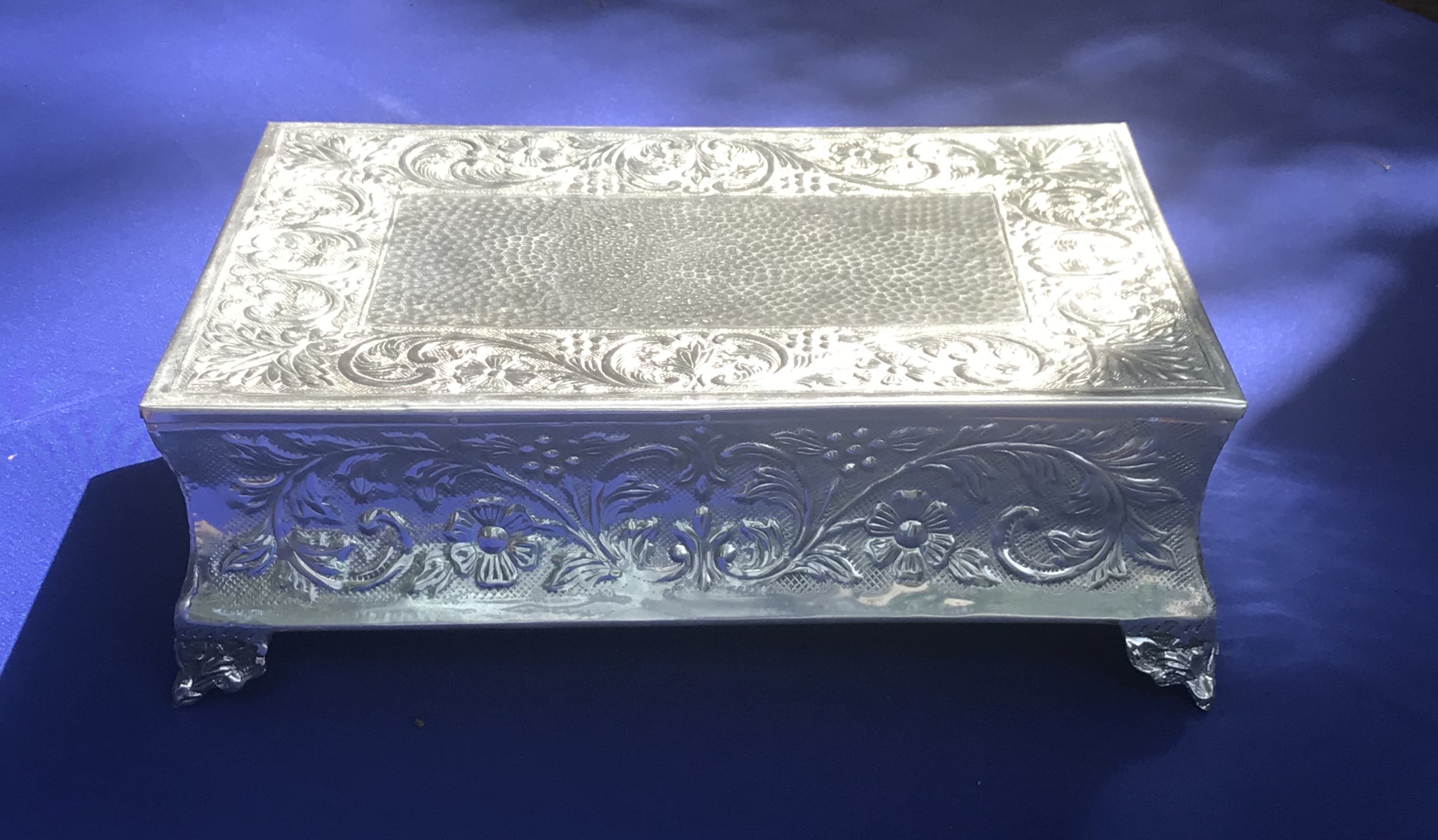 Rectangular silver Cake Base