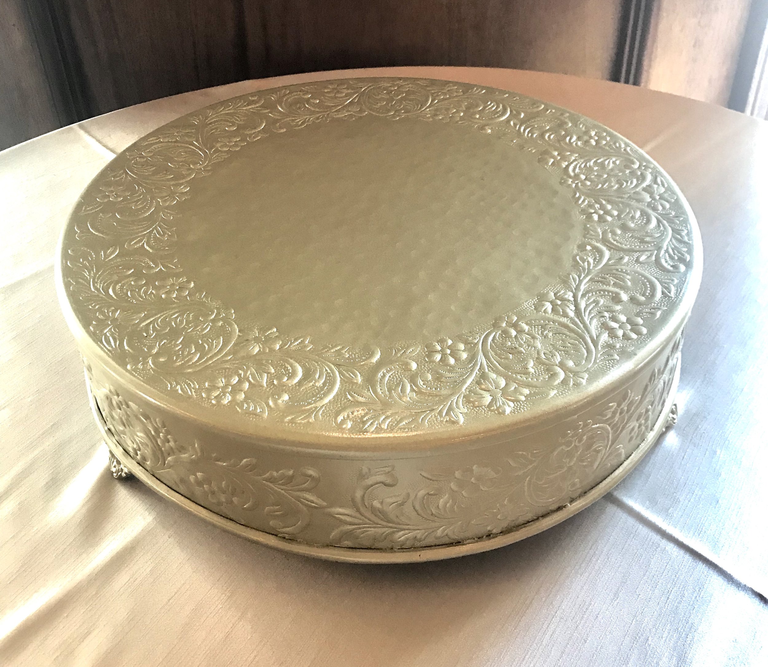 22” Gold Cake Base