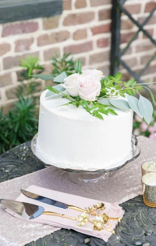 Photogrphy by Dana Cubbage Weddings cordination by Abby with A Pineapple Affair