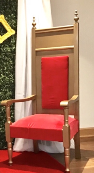 Santa Chair