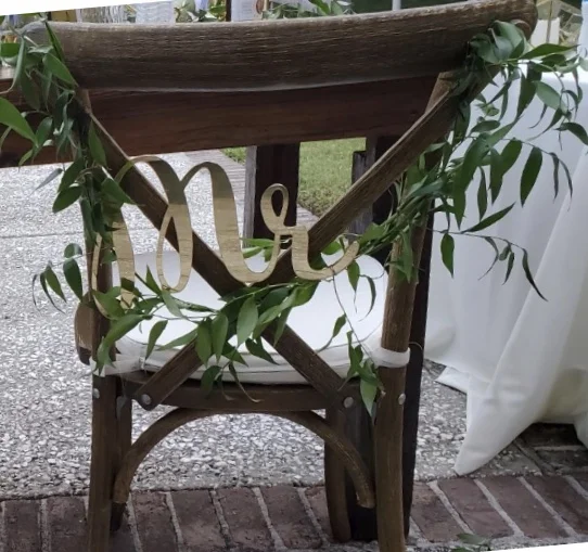 Gold Mirrored Mr & Mrs Sign