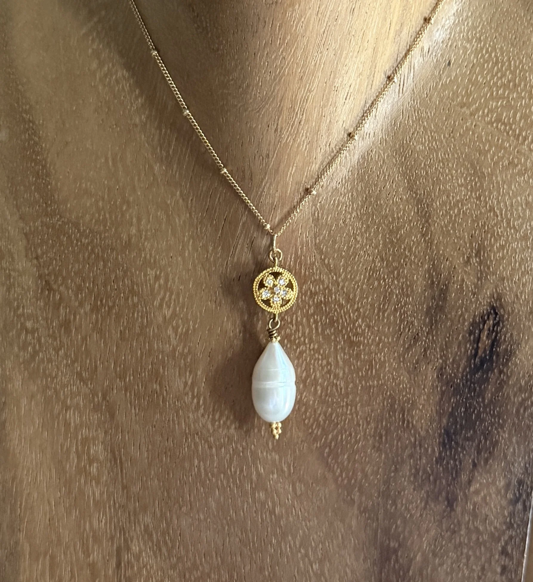 Pearl & Floral Medallion