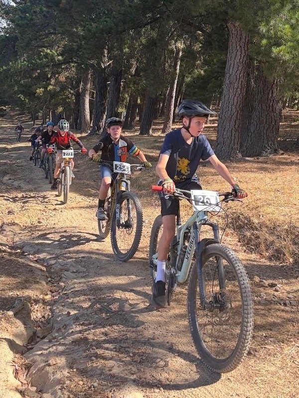 a06055a2-677e-4d61-838d-a83789aed33a copy.jpg