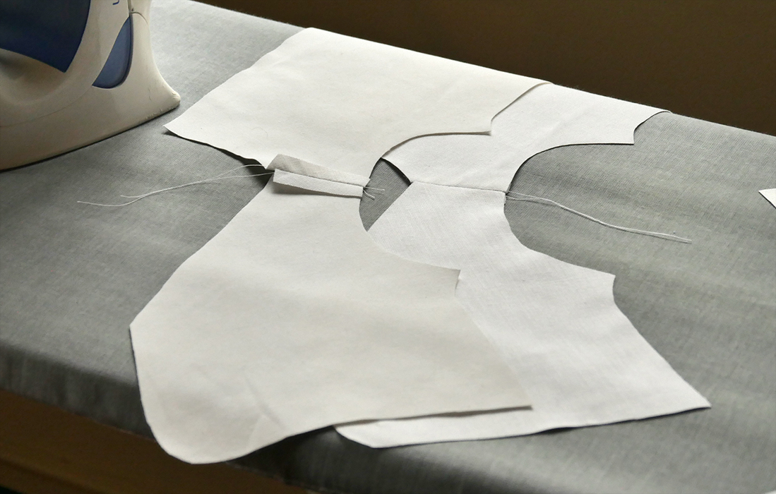 Open the shoulder seams and press flat.