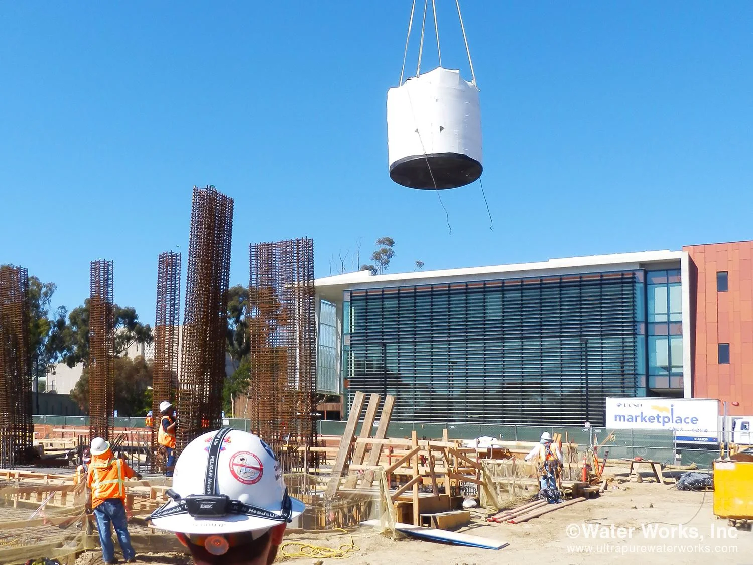 Purified Water System For LEED Platinum 196,000 sq. ft Health Sciences Biomedical Research Facility II (Biomed II)
