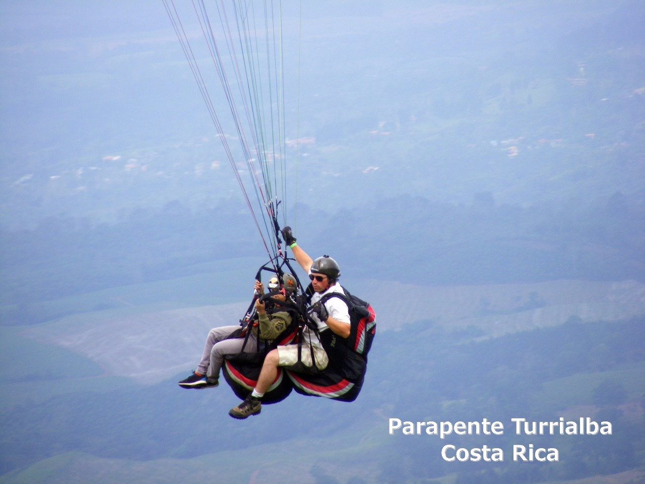 paragliding Costa Rica.jpg