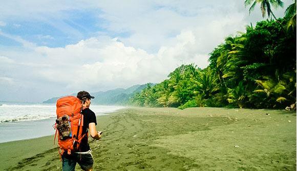 aventurasen costa rica hiking.jpg