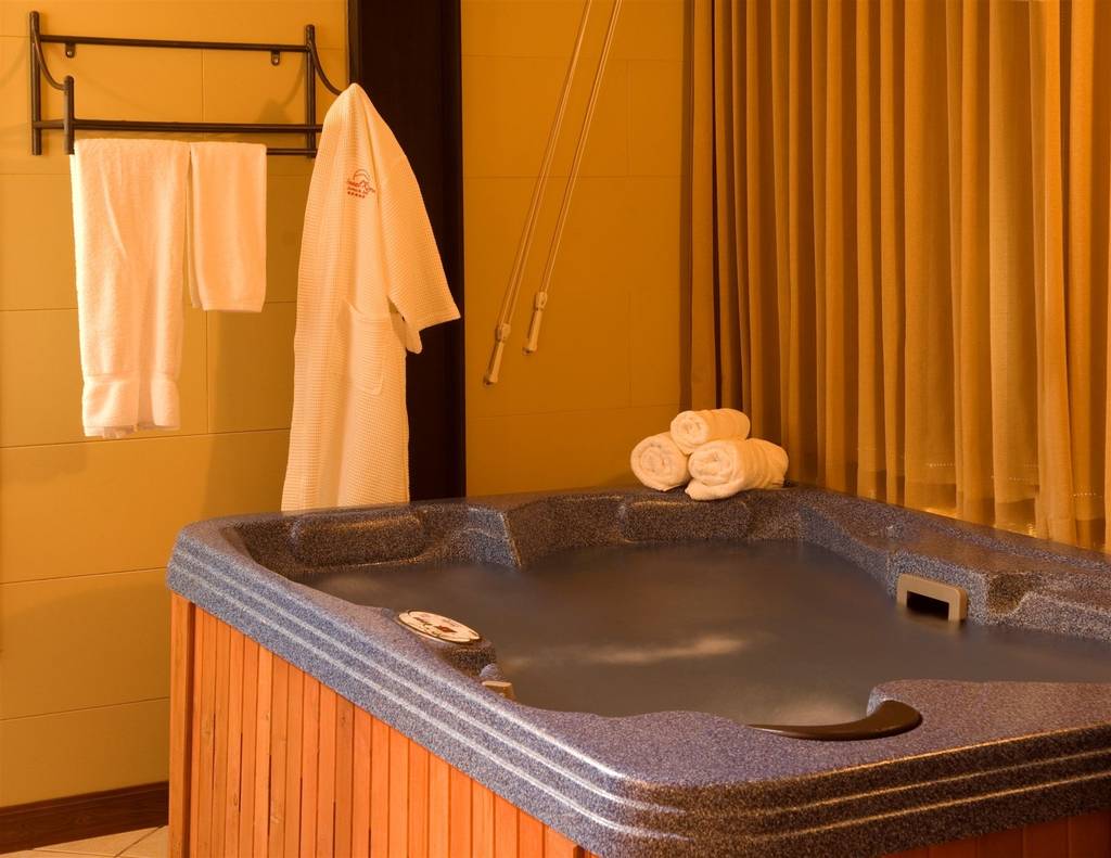 jacuzzi-hab-2.jpg.1024x0.jpg