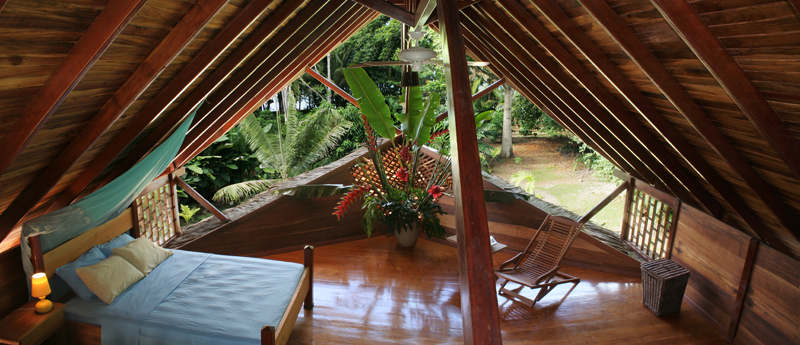 Beach-Suite-Master-bedroom.jpg