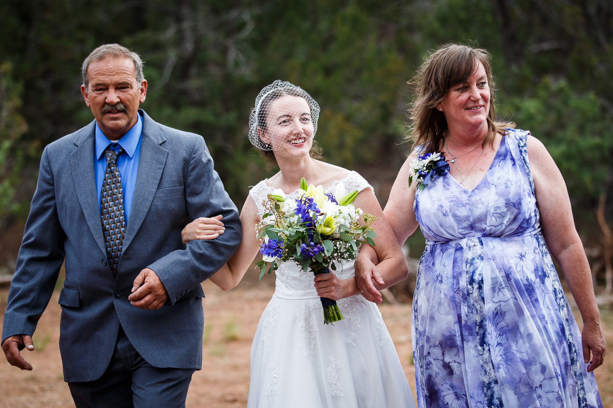 wedding-albuquerque-tijeras-ywca-pinon-canyon-center-0050.jpg