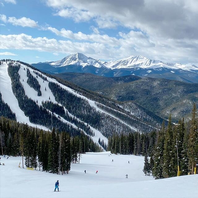 .
.
.
.
.
.
.
.
#colorado #keystone #skiing #skiing⛷ #downhill #lookingacross #mountains #mountainscapes #travel #skislopes #mountainlife #skilife #mountainview #rockymountains #mountainphotography