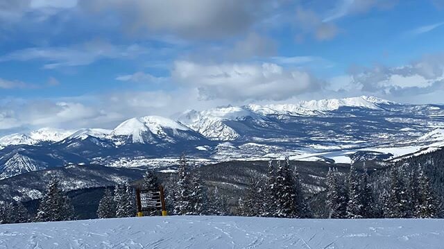 .
.
.
.
.
.
.
.
.
.
#keystonecolorado #skiing #skiing⛷ #colorado #mountains #ski #snow #keystone #nature #coloradophotography #coloradoinstagram #skilovers #skilove #view #skyviews #mountainview #iphonephoto #wheretraveler