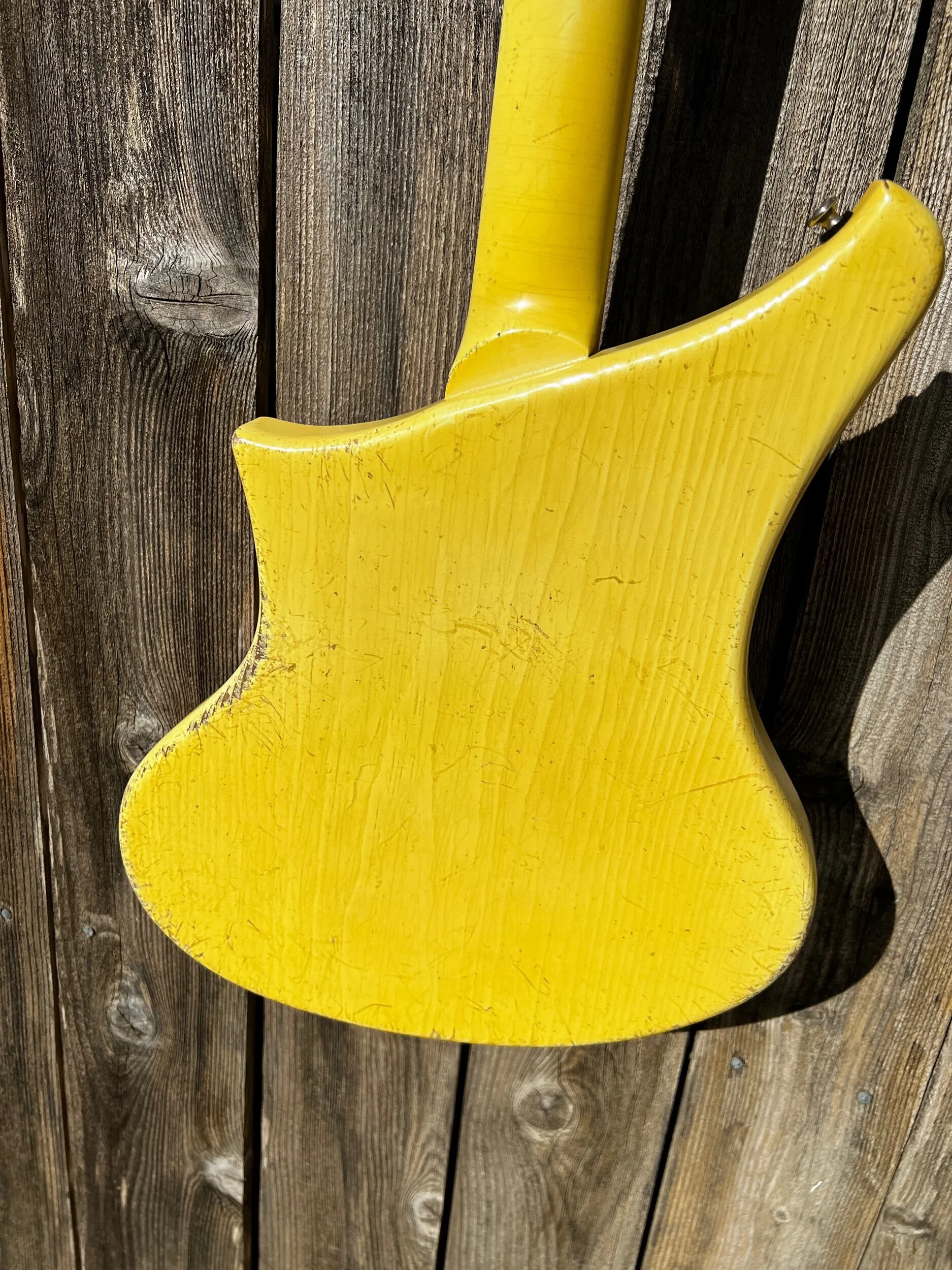 4B8A97C6-140C-46D7-832E-375502454533