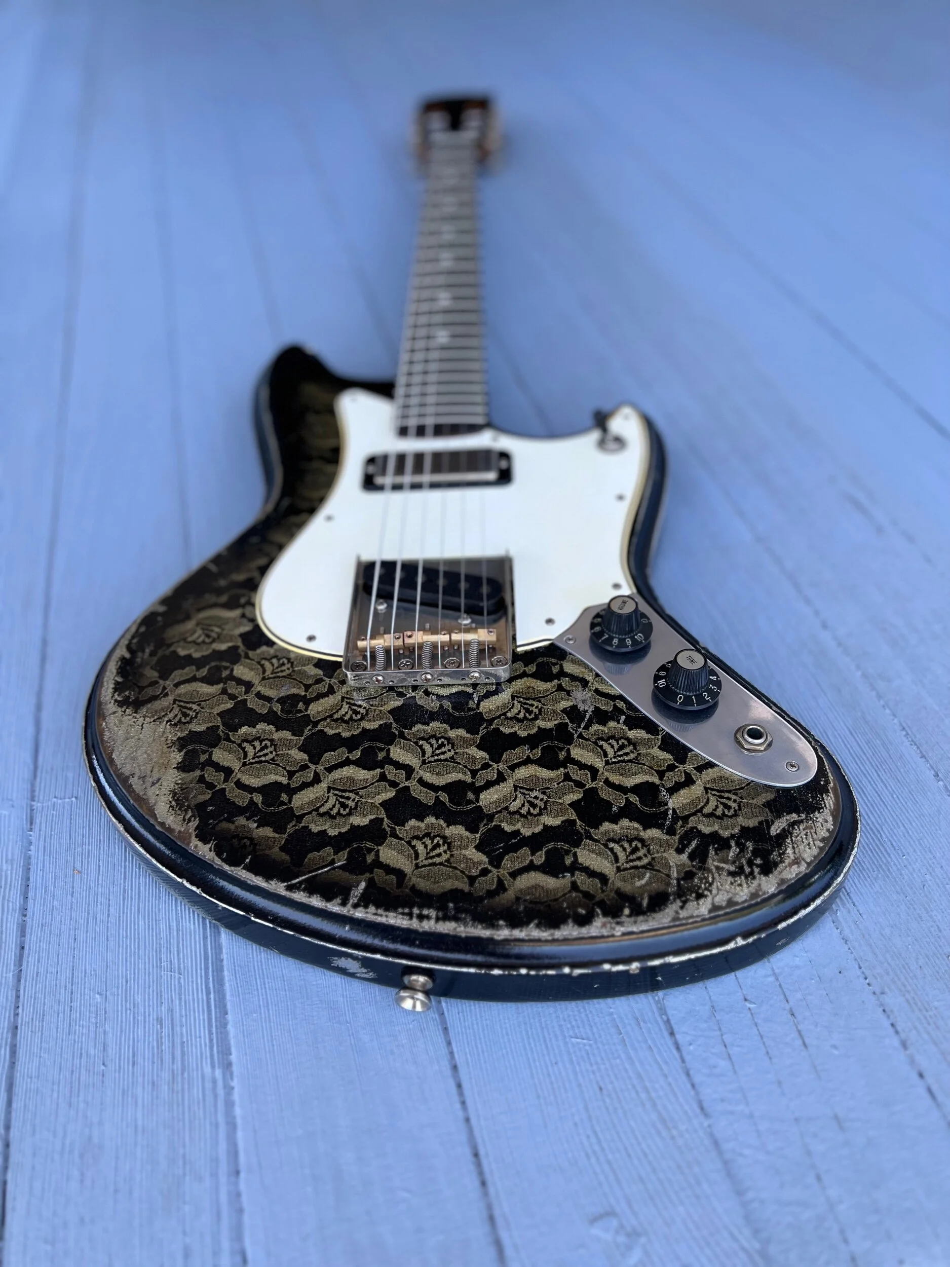 F76624B3-7A50-40C0-9180-5054C5056831