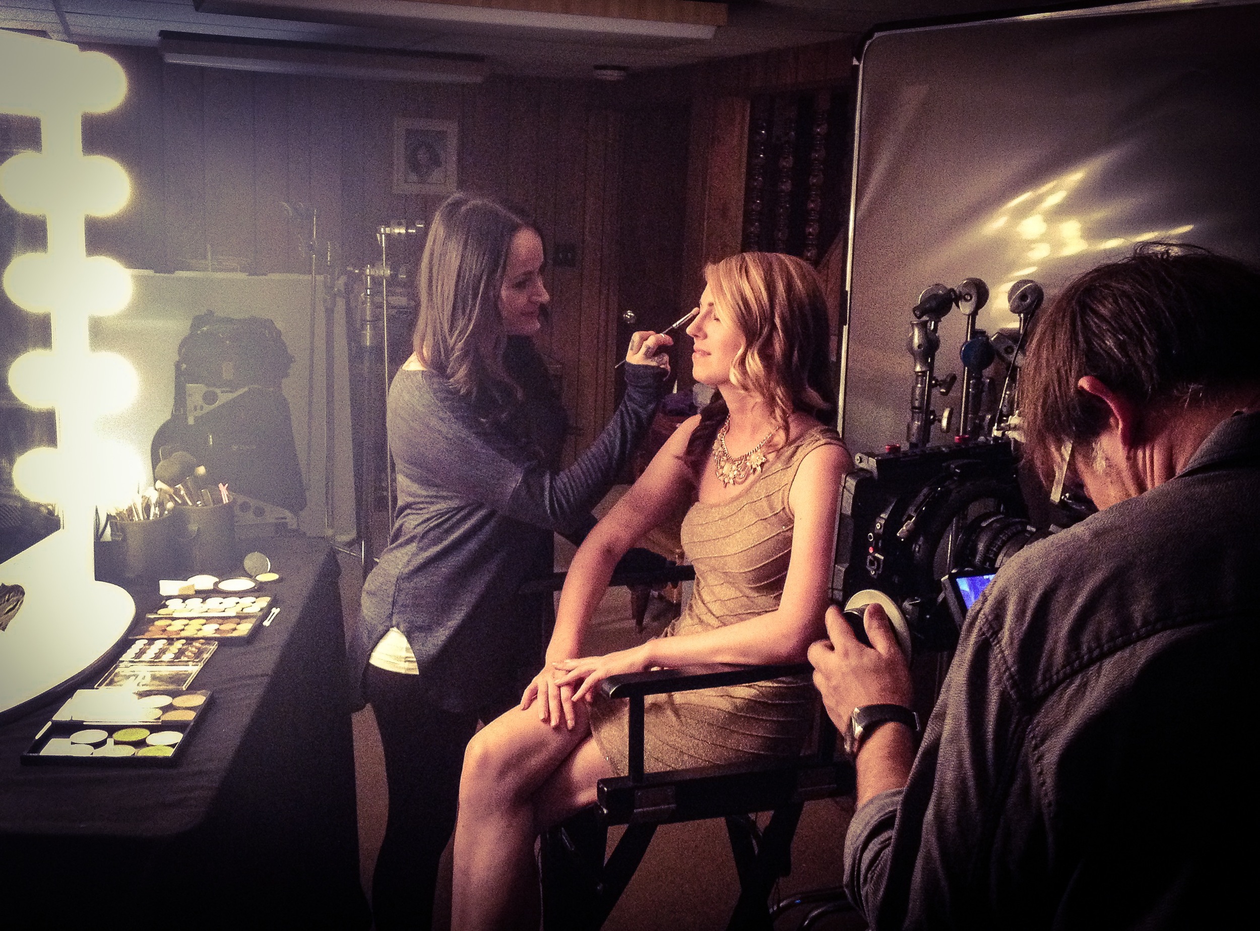 Sarah played an acne-prone celebrity on Tru TV's "Hack My Life." She may look glamorous in this "after" shot, but the "before" picture was definitely not as pretty. And by far the worst scene was the one where she demonstrated the "product" by rubbing garlic on her face!