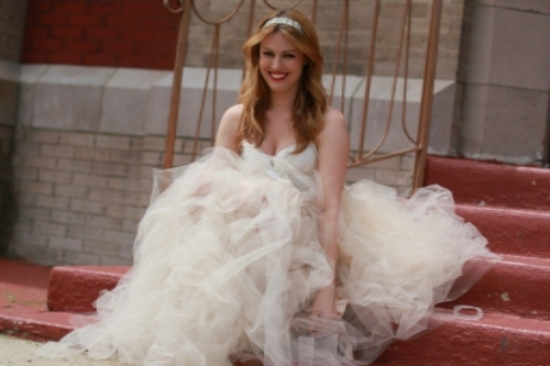 Sarah got married! Okay, actually she didn't, but these photos had you fooled for a minute, didn't they?! The reason Sarah is so gorgeous & glowing is because she got to model one of her friend Tara's wedding dress designs this month. So in a way, she DID say yes to the dress! 