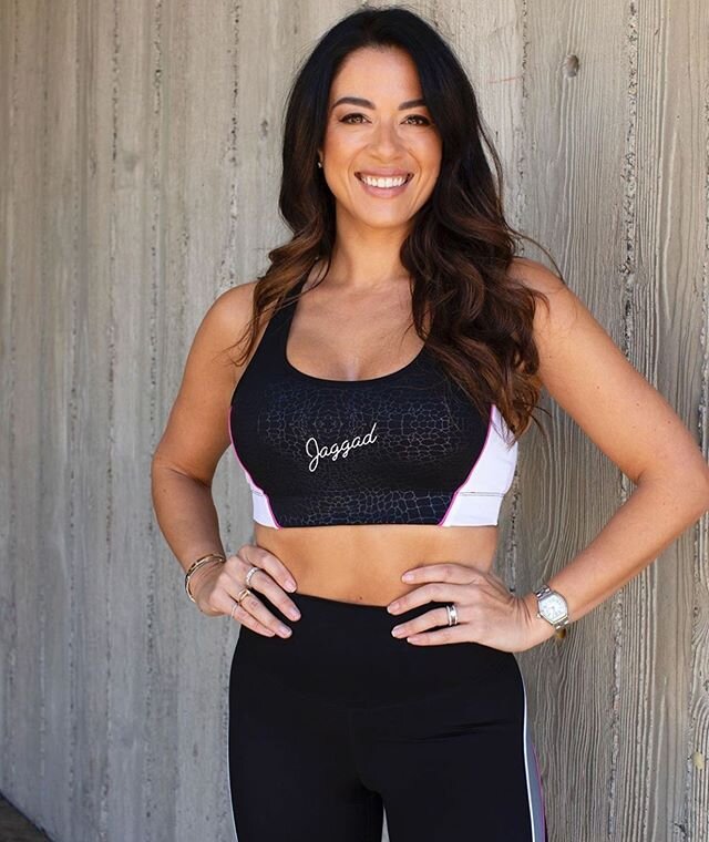 Makeup on the stunning @michellegreene_ for @teamjaggad 🖤✨