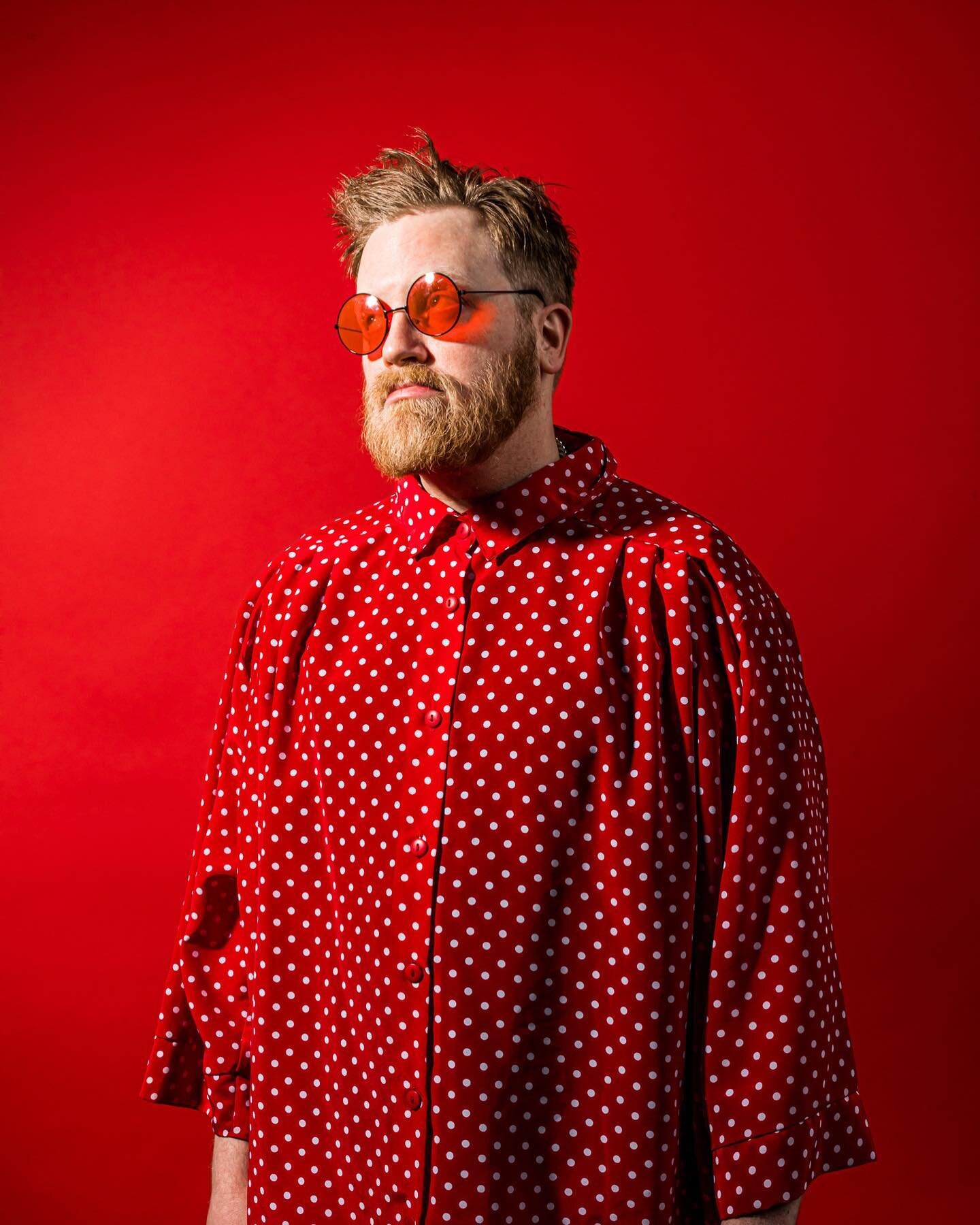 💄💋🖤⚰️. Besos portrait of HG by the GOAT @joshfoolovesyou #red #polkadot #portrait #photography #omaha #producer #beatmaker #cousin #red #redtheme #redaesthetic #red #yee