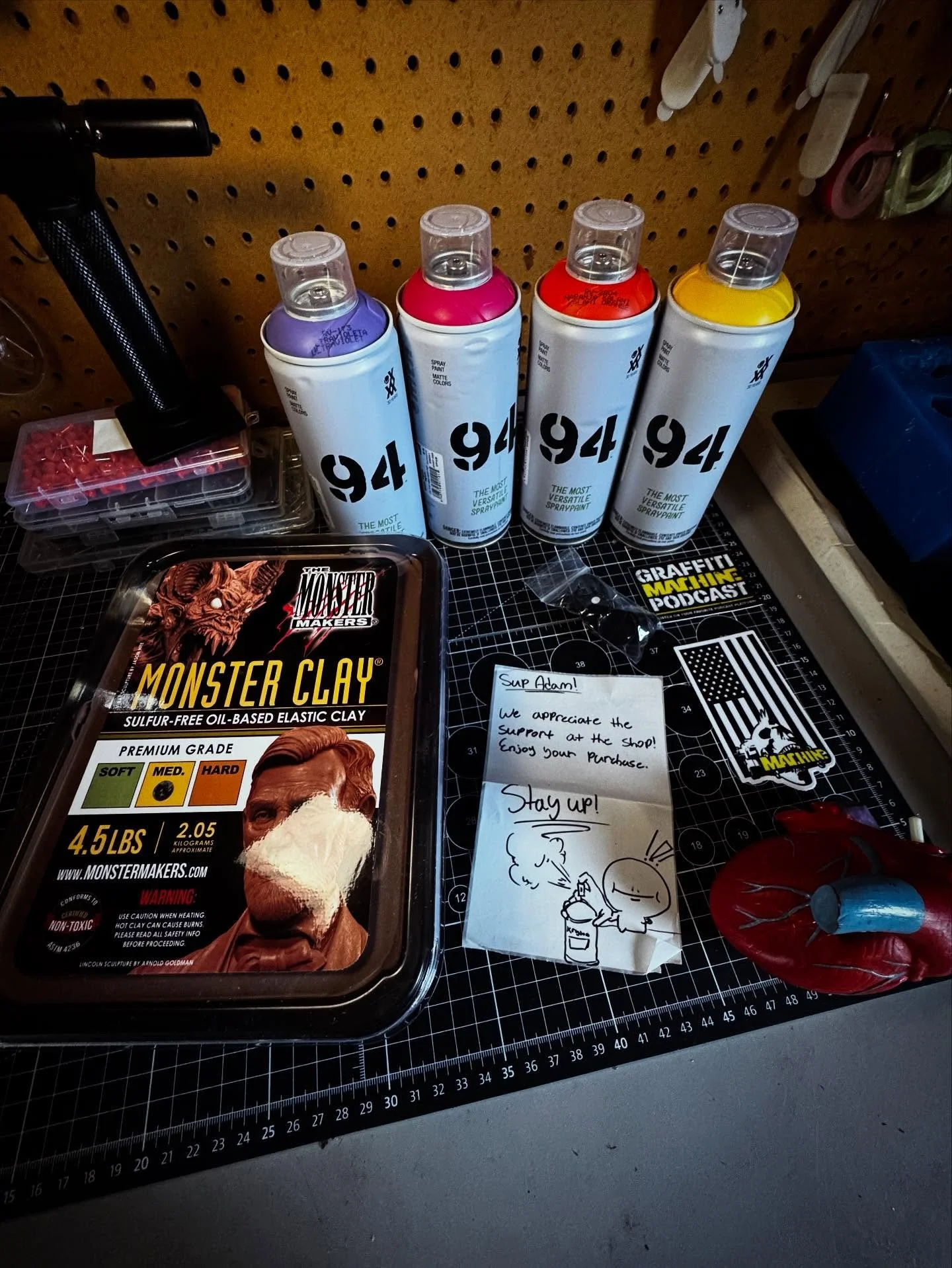 🤘✨Always dope 2 get my @machinestudio supplies in the mail. Oh hell yes &amp; Monster Clay&hellip; so much art to cook 🤯