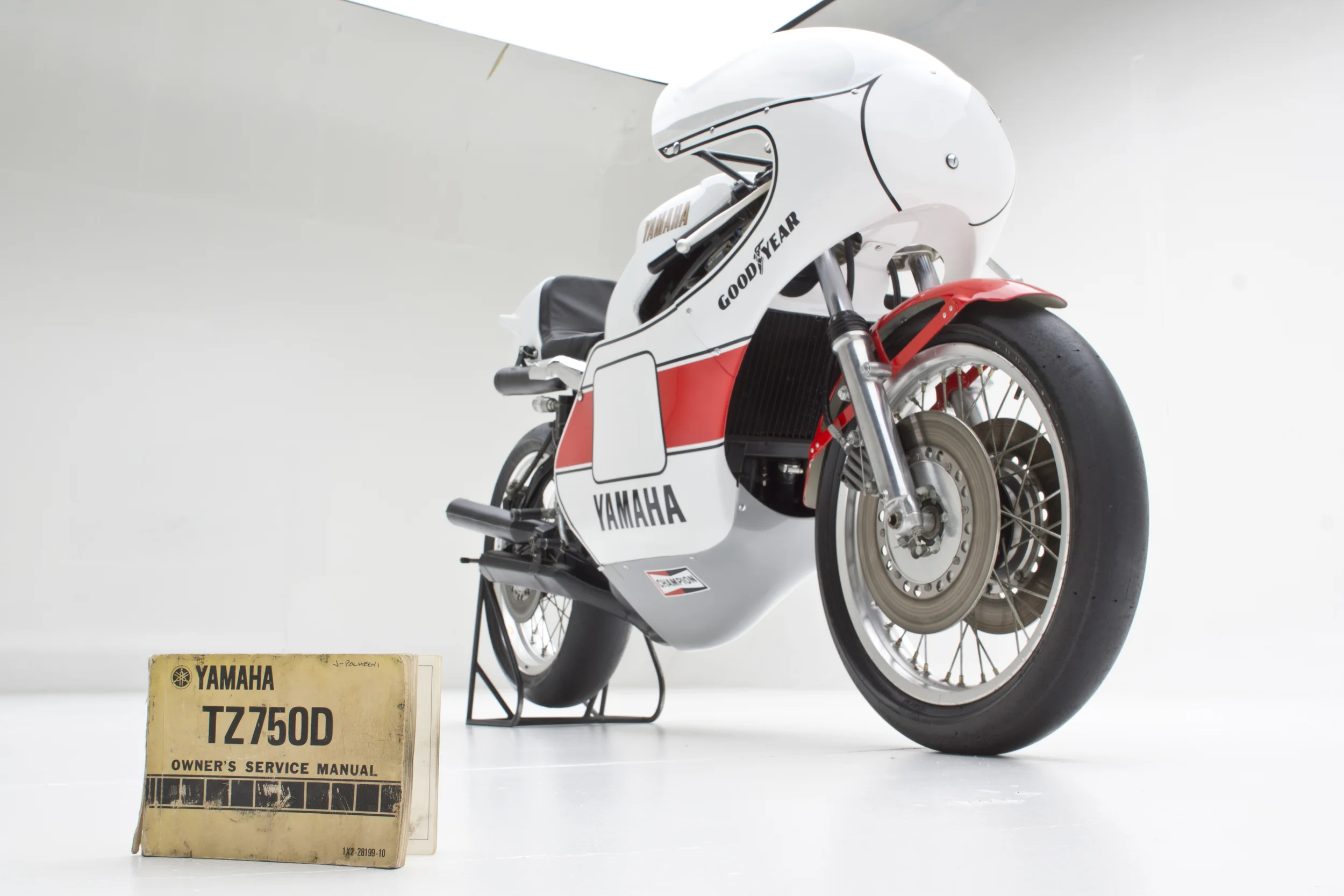 TZ-750 D