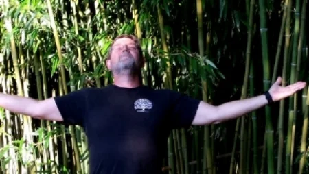 Returning to Heaven and Becoming One with Nature, 2nd movement Heart Mind as One