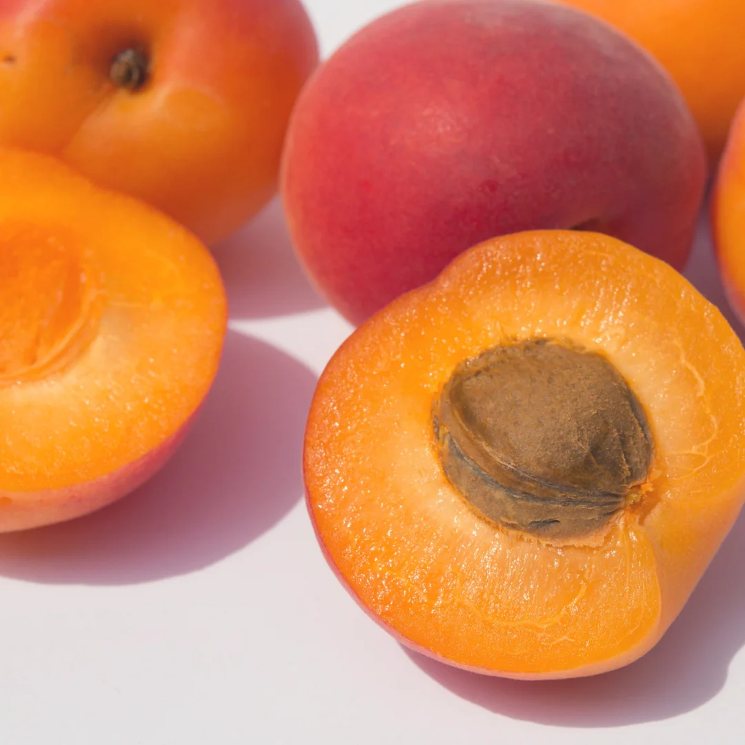 apricots.jpg