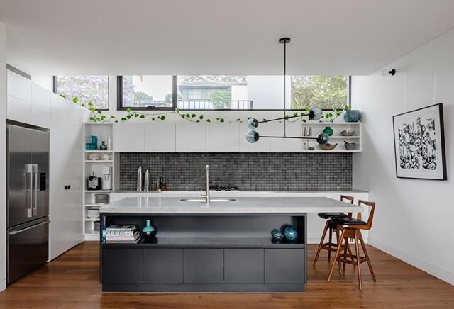 Kitchen at our Northwood project. 
Architect: @tribestudio_ 
Builder: @trumanbuilding 
Photo: @_katlu