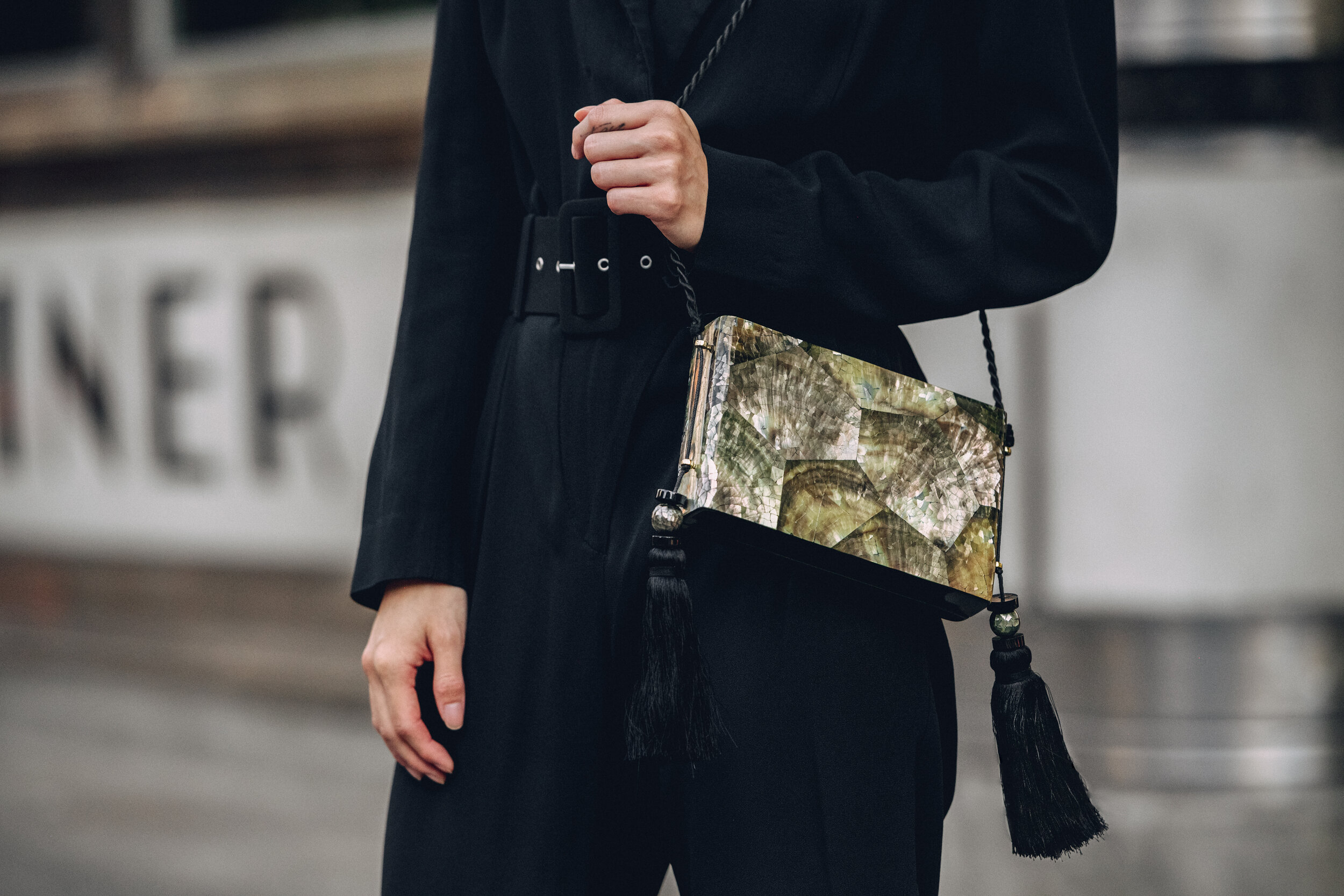 CHRISELLE Flapper Minaudière - Grey