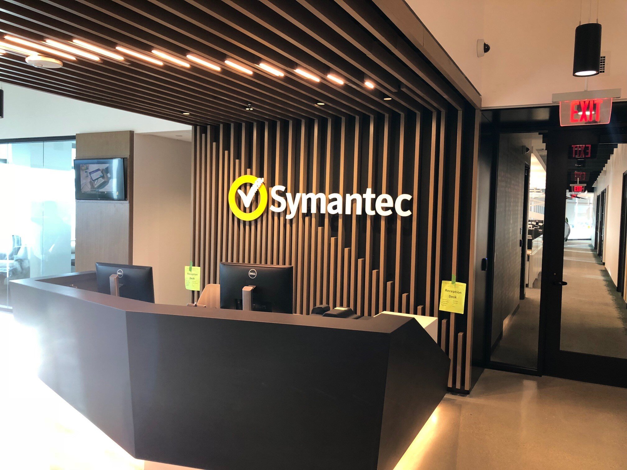 Symantec lobby23.jpg