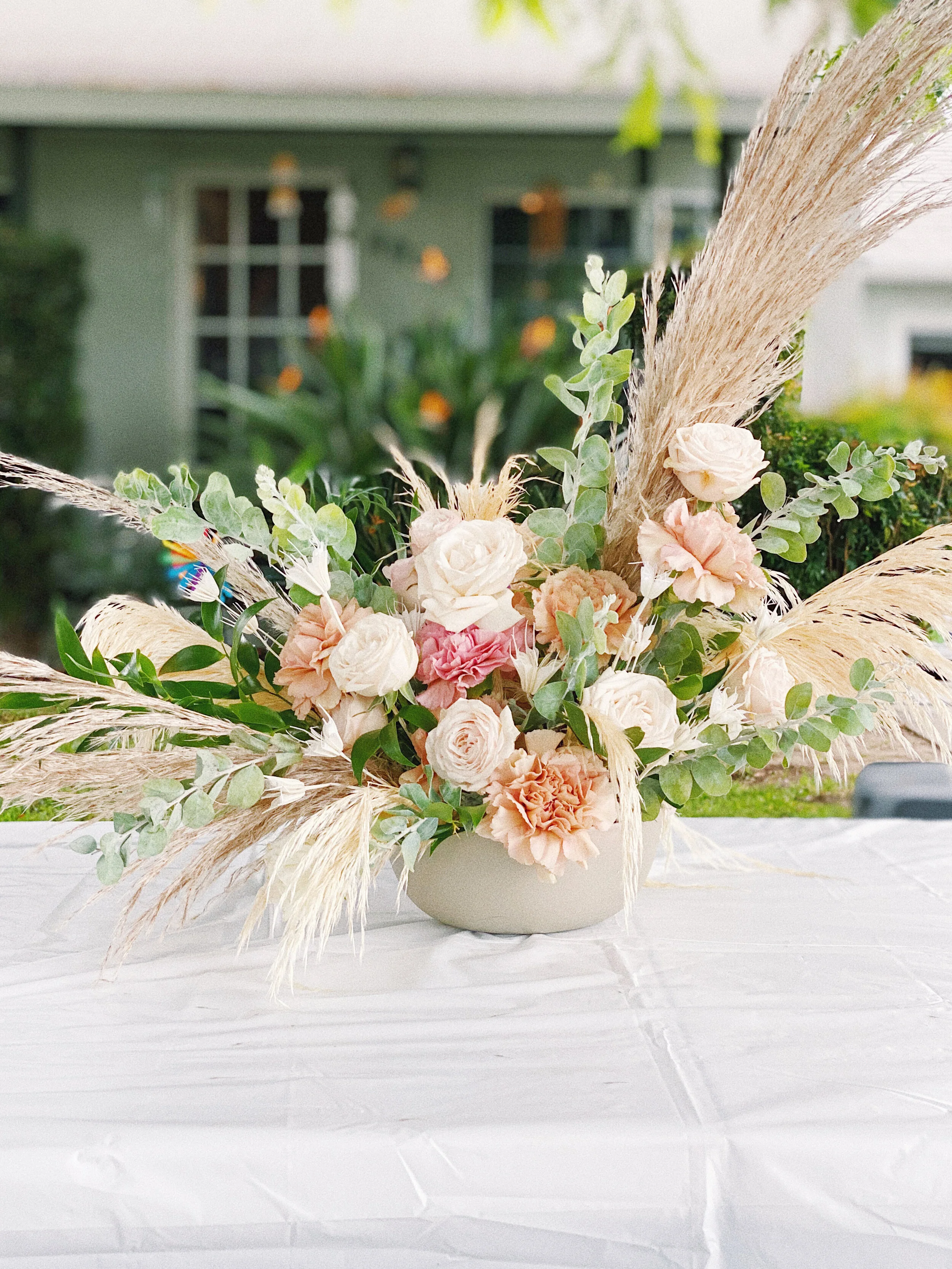 Milk & Floral Co - Centerpiece 1.JPG