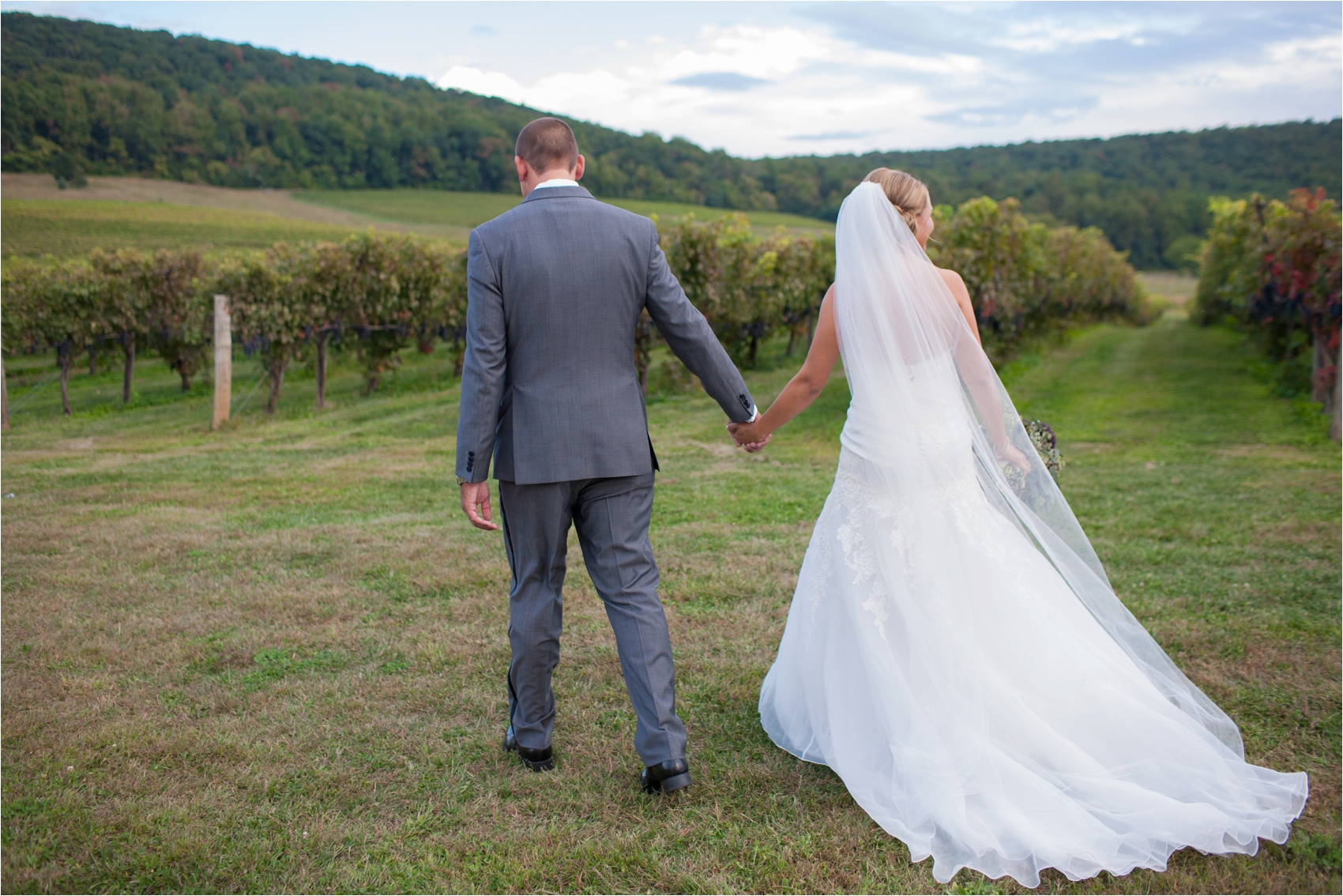 BreauxVineyardWedding_0024.jpg
