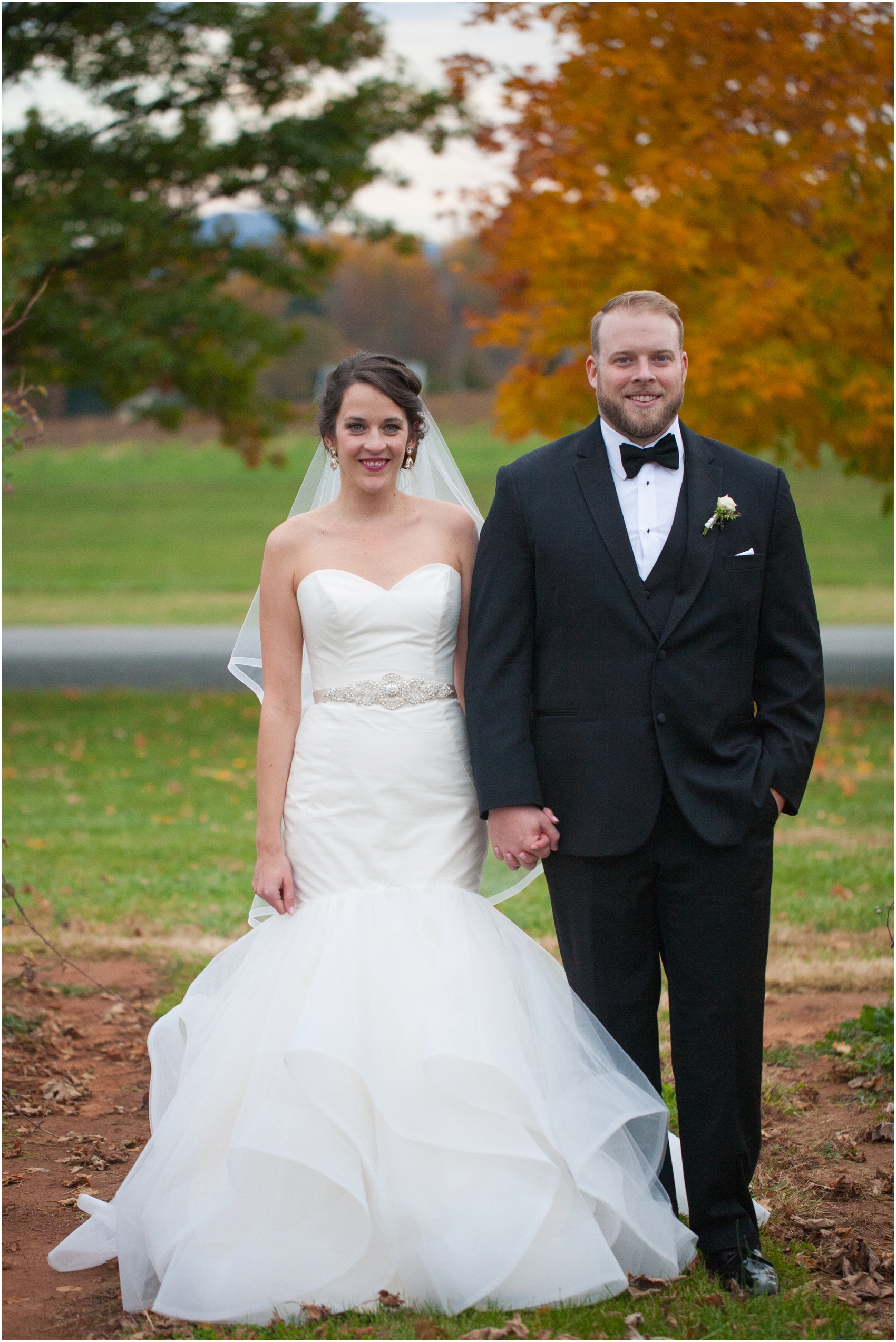 KingFamilyVineyardFallWedding_0167.jpg
