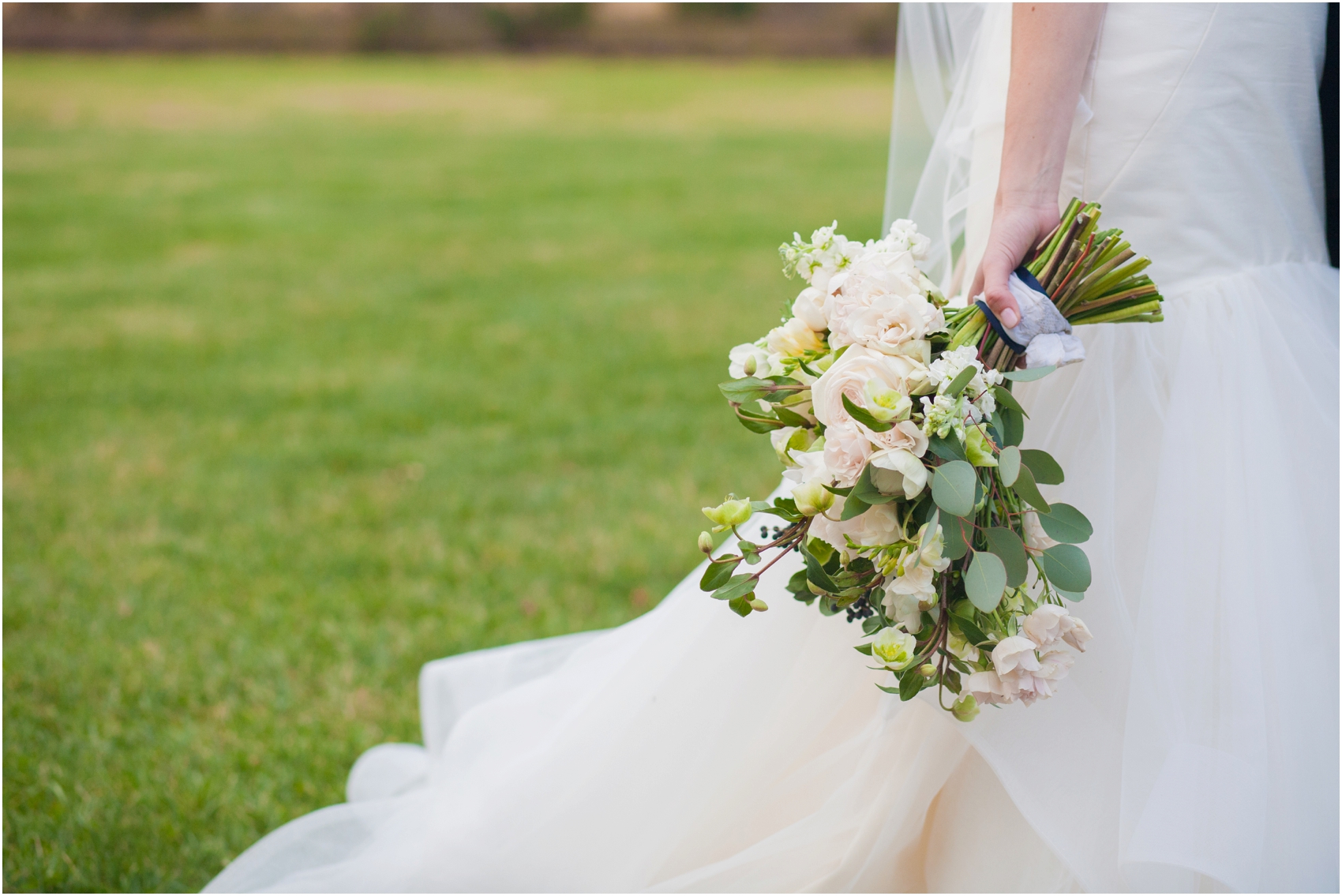 KingFamilyVineyardFallWedding_0196.jpg