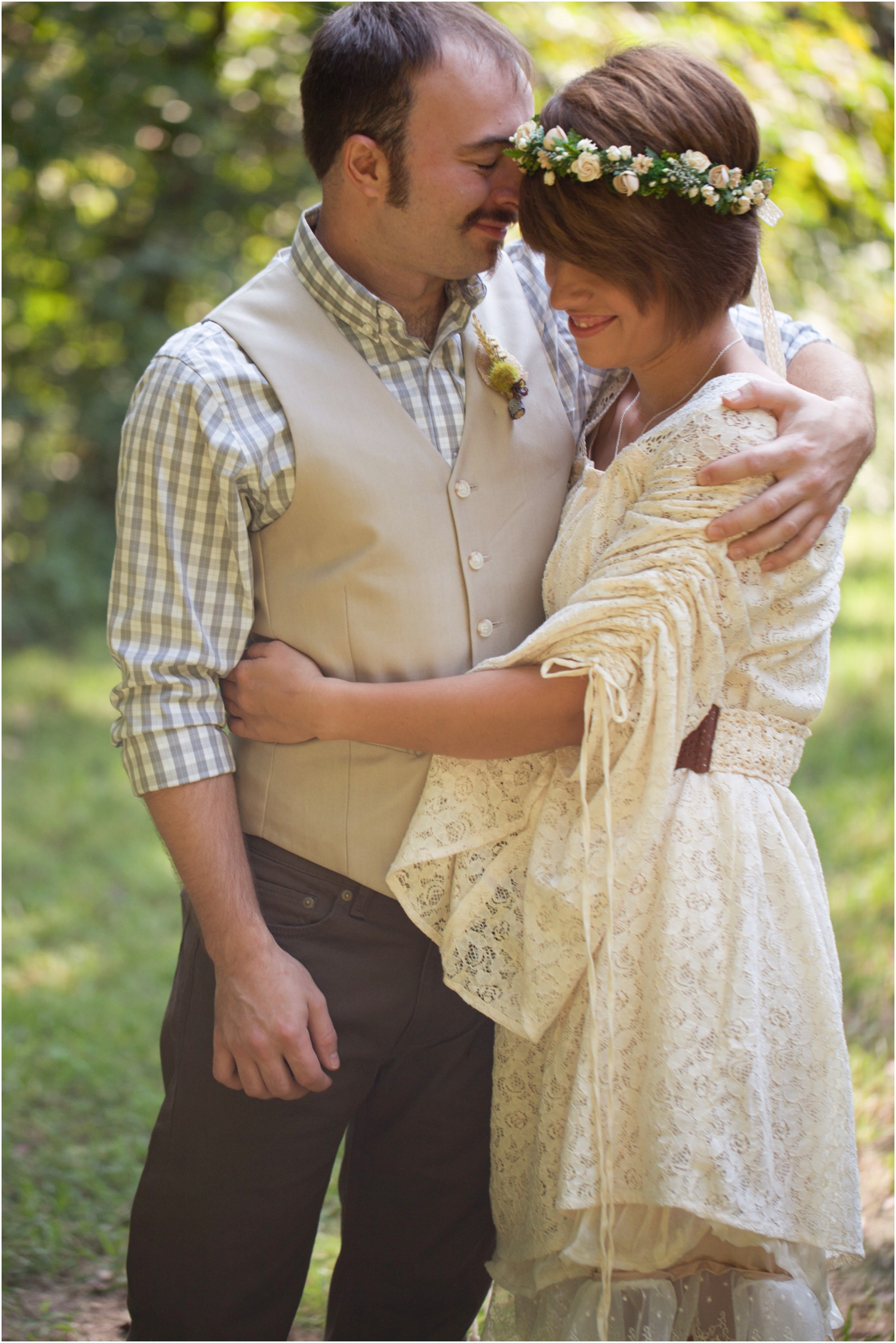 Southern-Illinois-Bohemian-Holy-Boulders-Autumn-Wedding_0913.jpg
