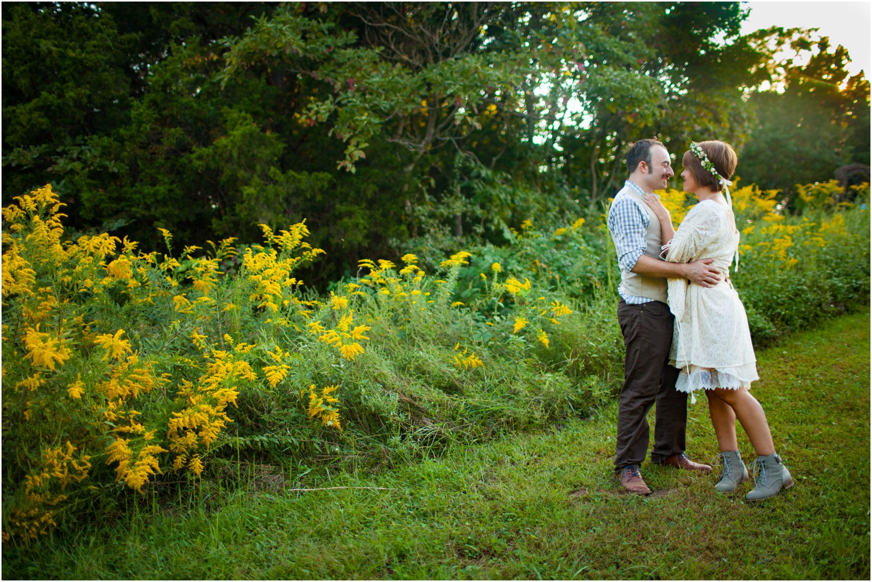 Southern-Illinois-Bohemian-Holy-Boulders-Autumn-Wedding_0990.jpg