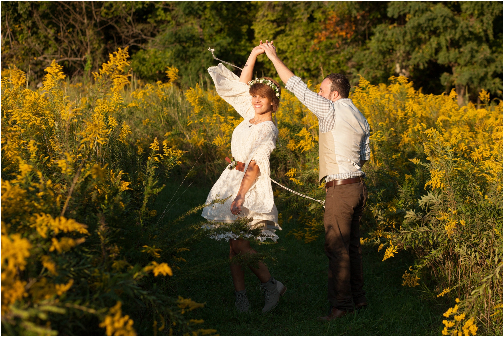 Southern-Illinois-Bohemian-Holy-Boulders-Autumn-Wedding_0998.jpg