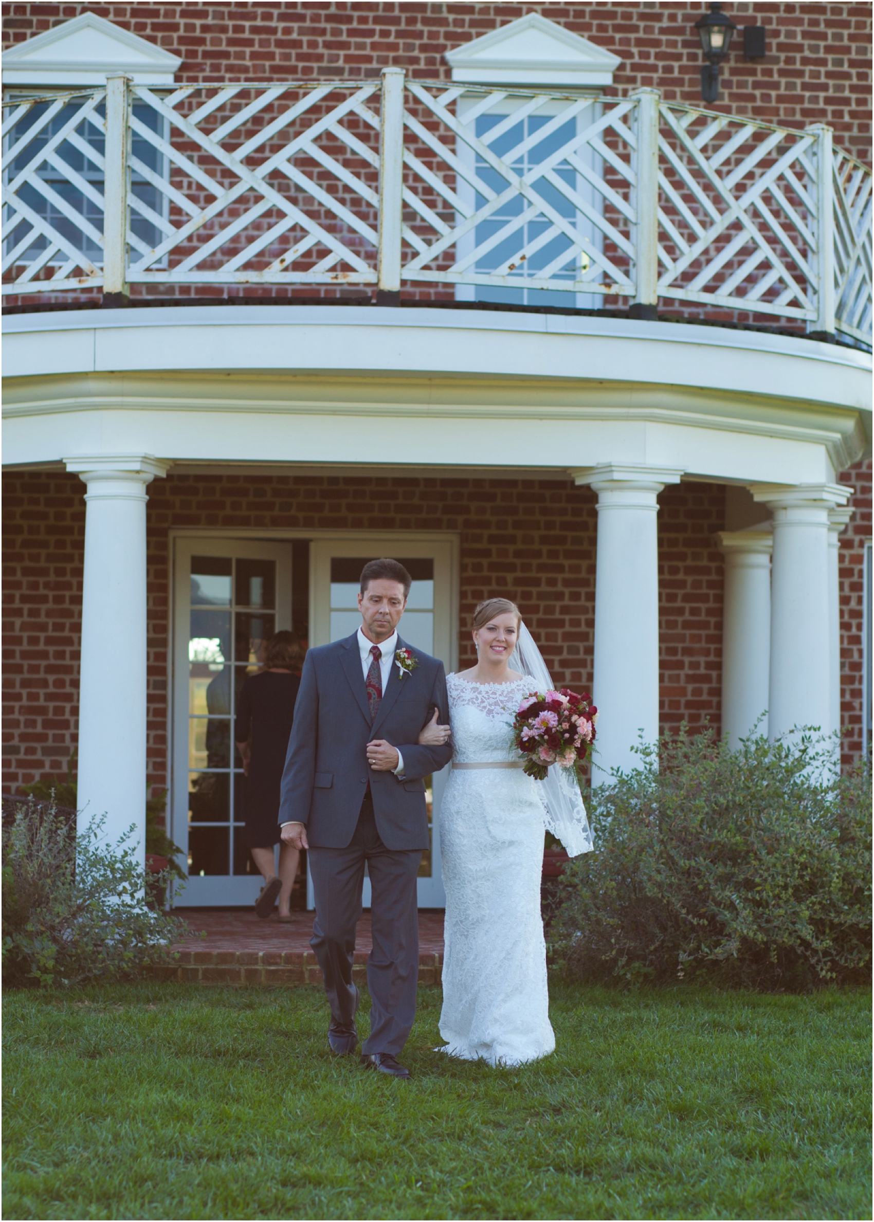 Columns-at-Six-Penny-Farm-Virginia-Fall-Wedding-8592.jpg