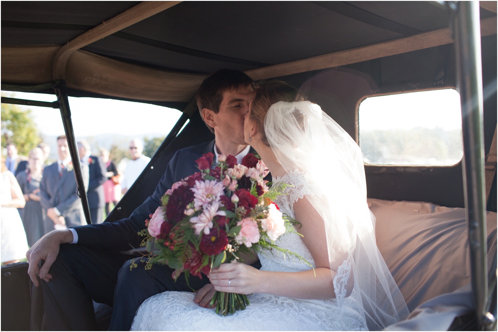 Columns-at-Six-Penny-Farm-Virginia-Fall-Wedding-8734.jpg