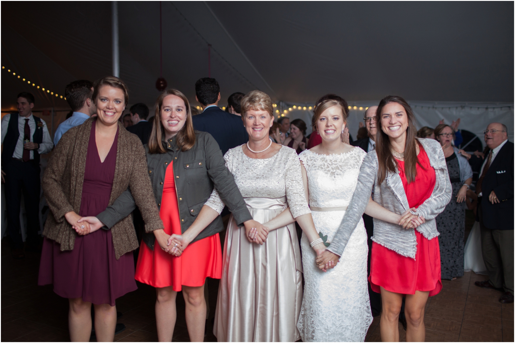 Columns-at-Six-Penny-Farm-Virginia-Fall-Wedding-9816.jpg