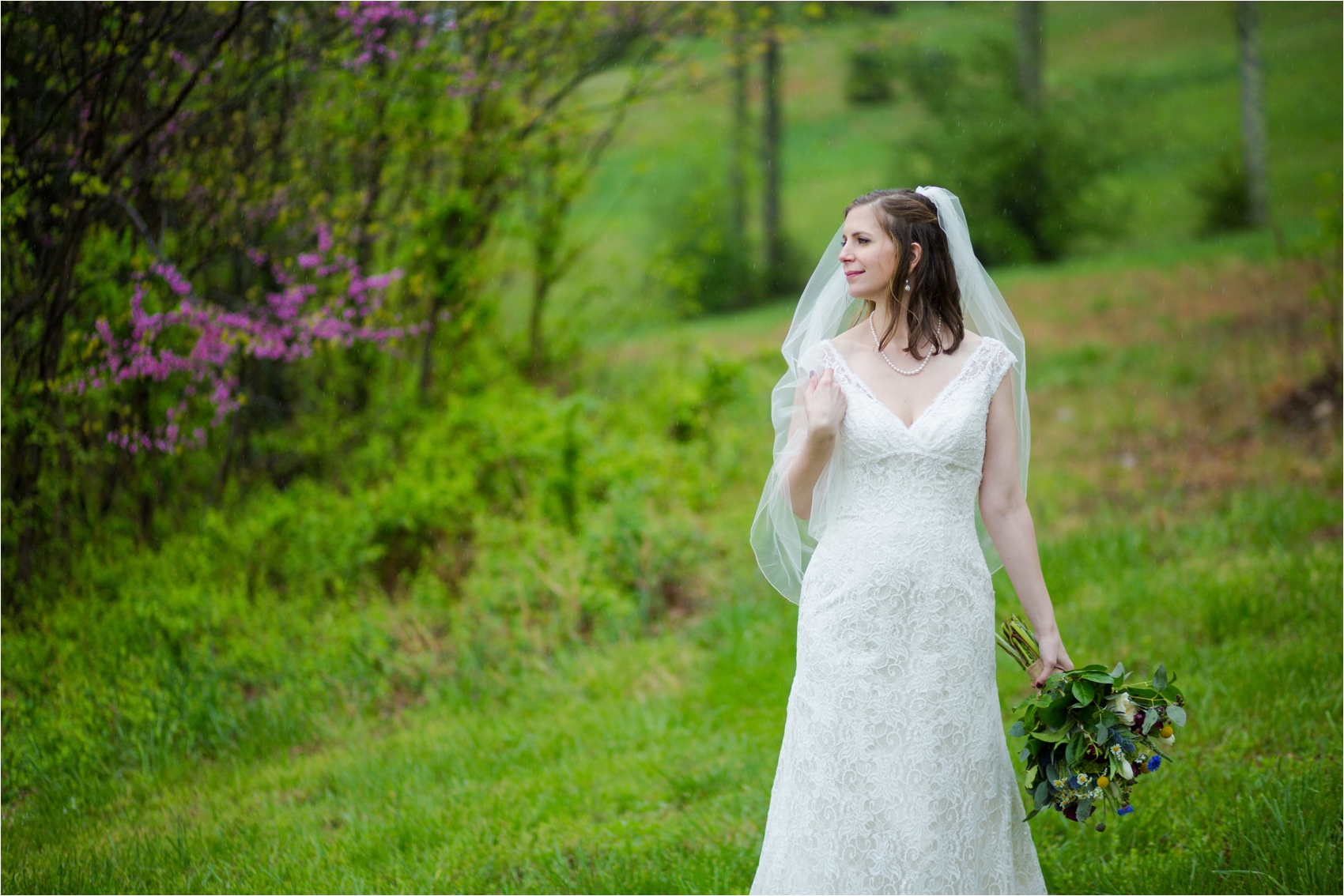 Lydia-Mountain-Spring-Virginia-Wedding-0817.jpg