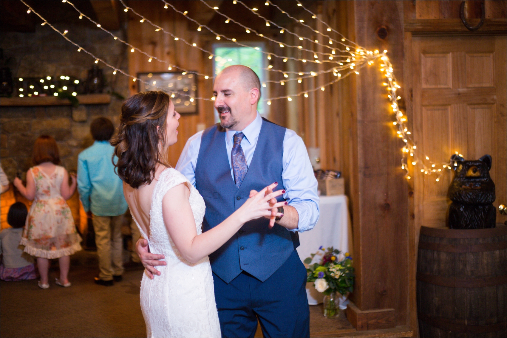 Lydia-Mountain-Spring-Virginia-Wedding-1085.jpg