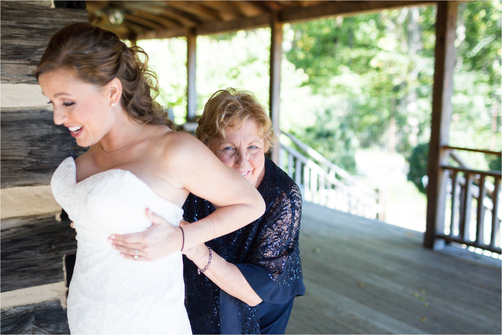 Delfosse-Vineyard-Wedding-Feather-and-Oak-Photography-0236.jpg