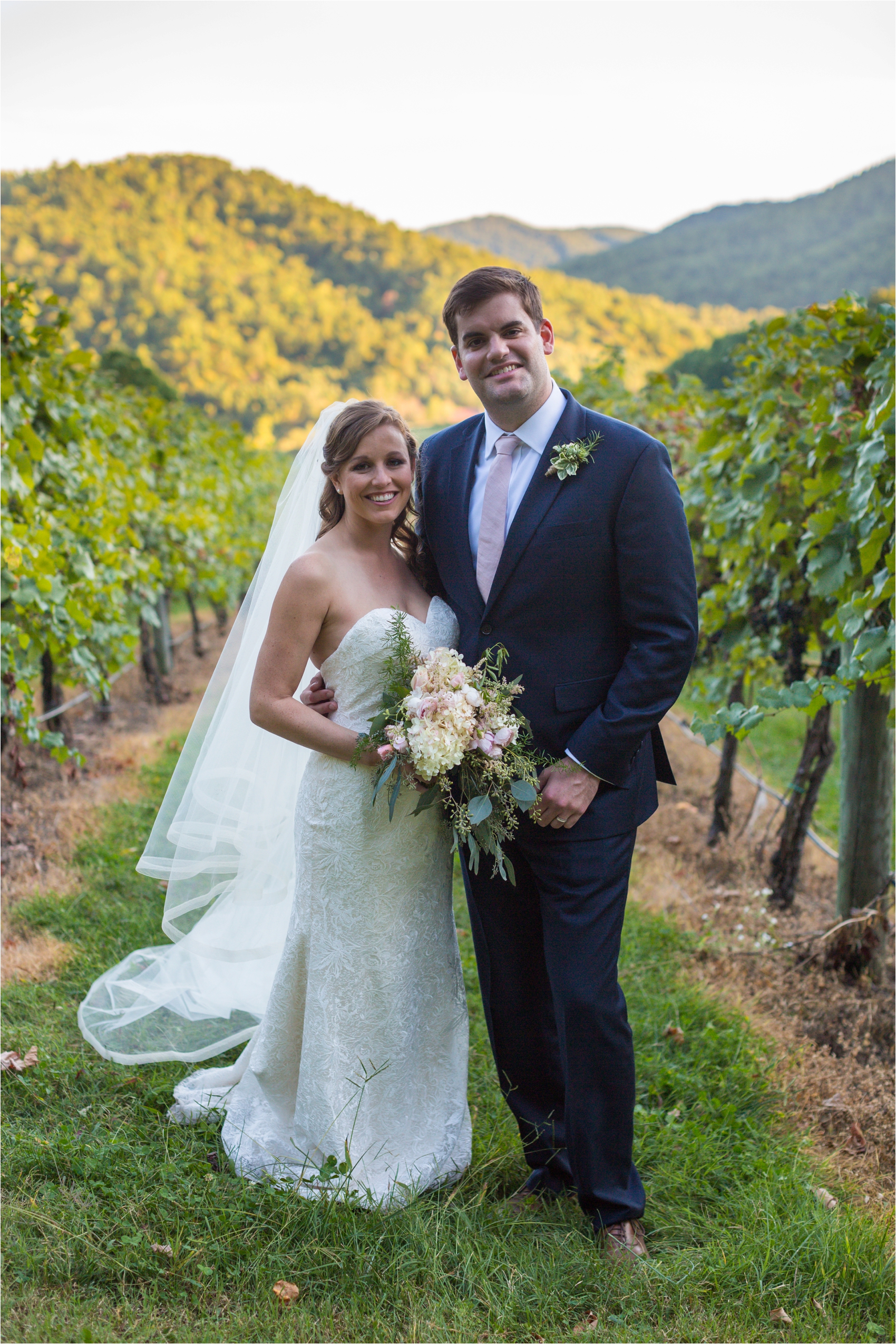Delfosse-Vineyard-Wedding-Feather-and-Oak-Photography-0886.jpg