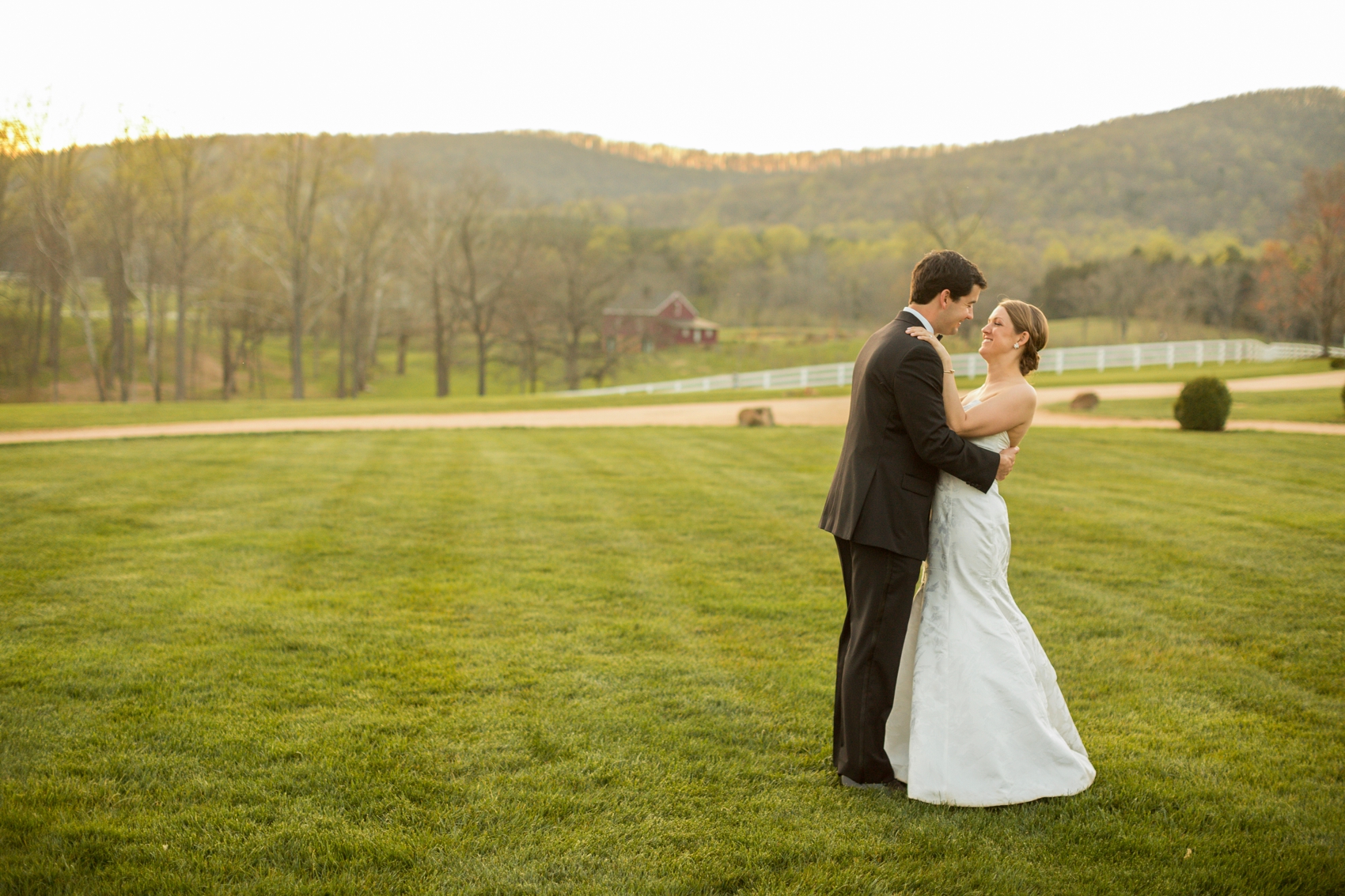 Castle-Hill-Virginia-Wedding-2019-0008.jpg