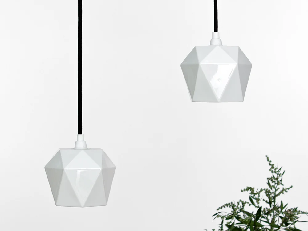 Hängelampe Hängeleuchte Porzellan Lampe - zwei stück Textilkabel schwarz_klein.jpg