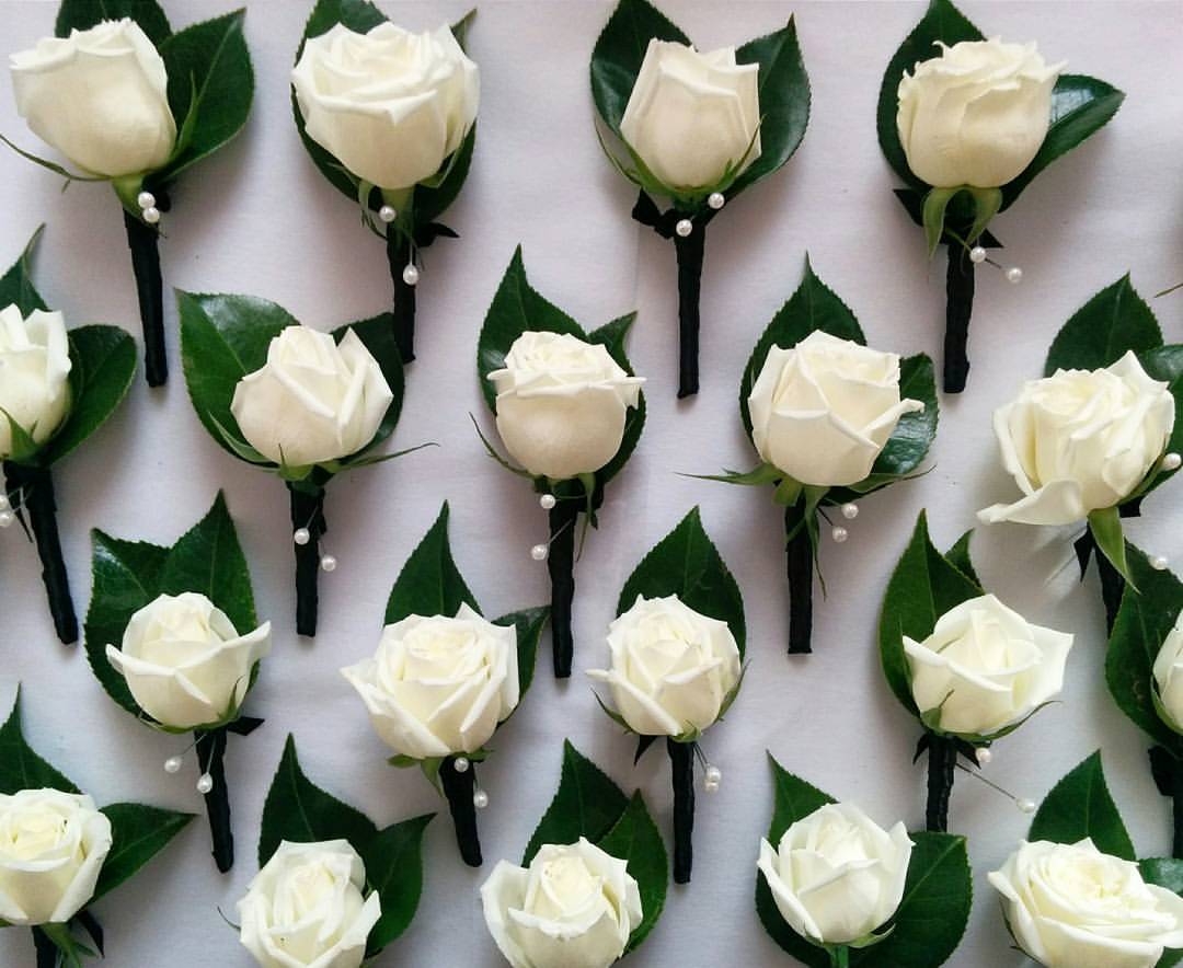 Buttonaires by Flos Botanical Studio