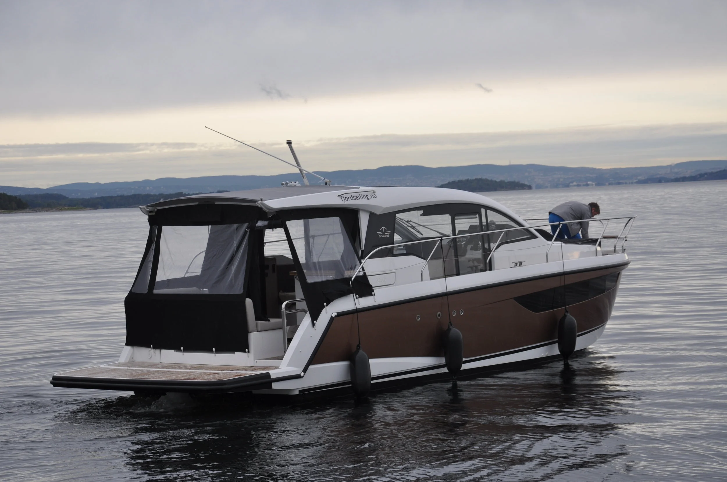 Sealine C330 Demo/Messebåt.