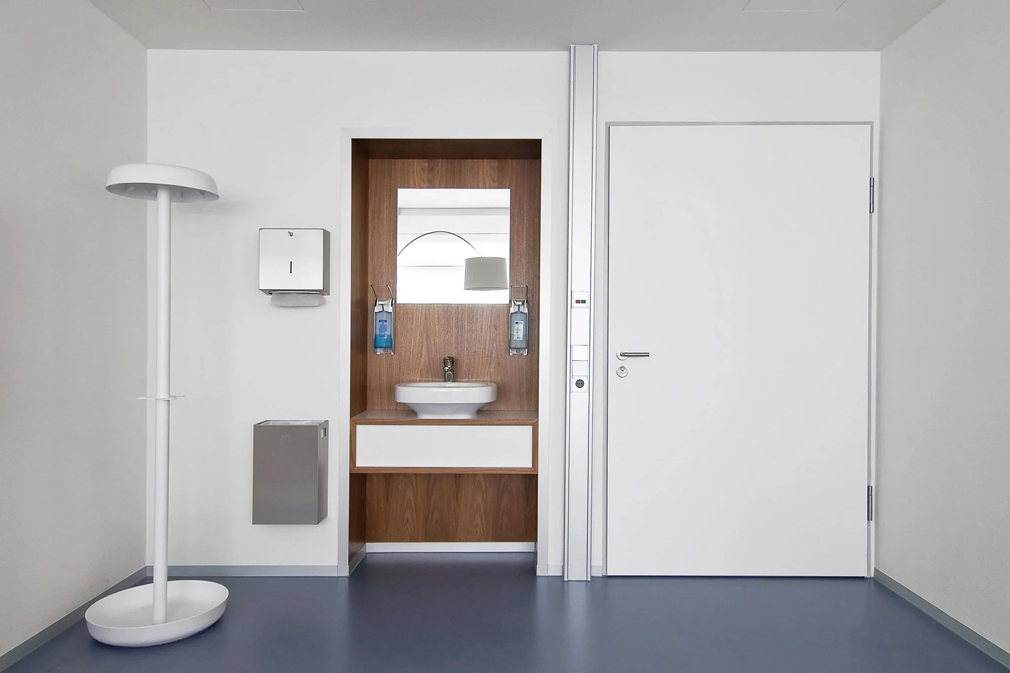 Wastafelmeubel-prive-kliniek-dusseldorf.jpg